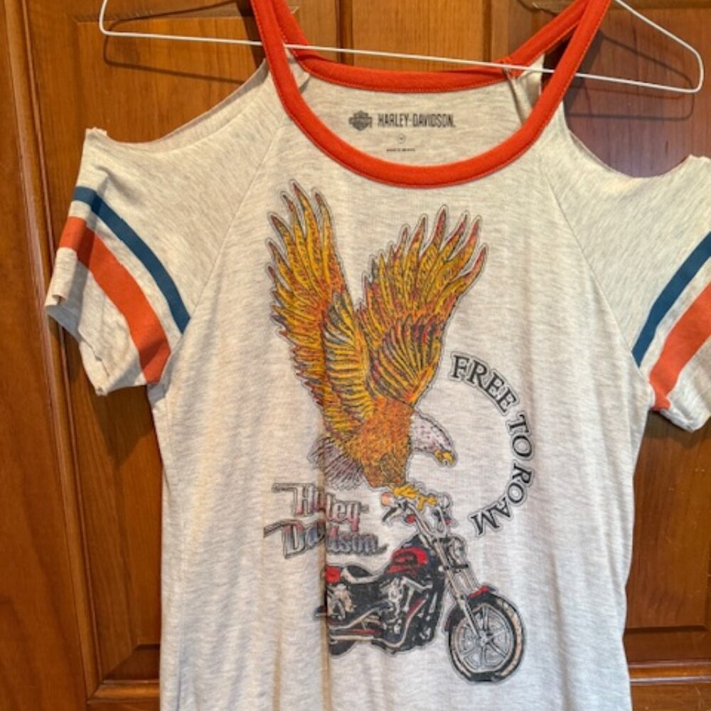 2019 Harley Davidson Womens Medium Off-Shoulder graphic tee